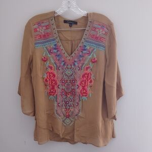 Caleoas Woman's Size PS Embroidery Blouse  V-neck